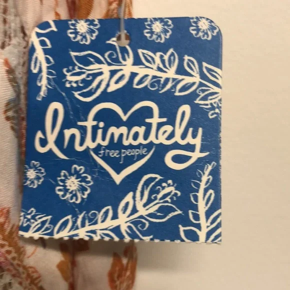 NWT Intimately Free People Top - Picture 7 of 7